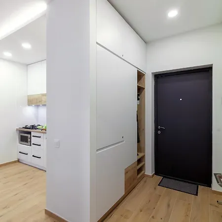 Comfort Design Studio, Center *