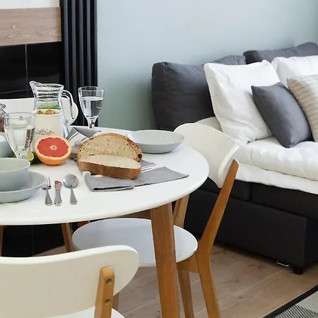 アパート Comfort Design Studio, Center