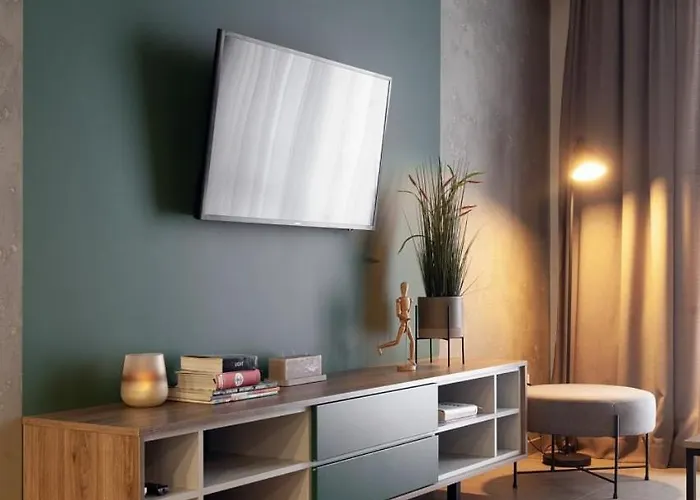 Avalon Design Near Center